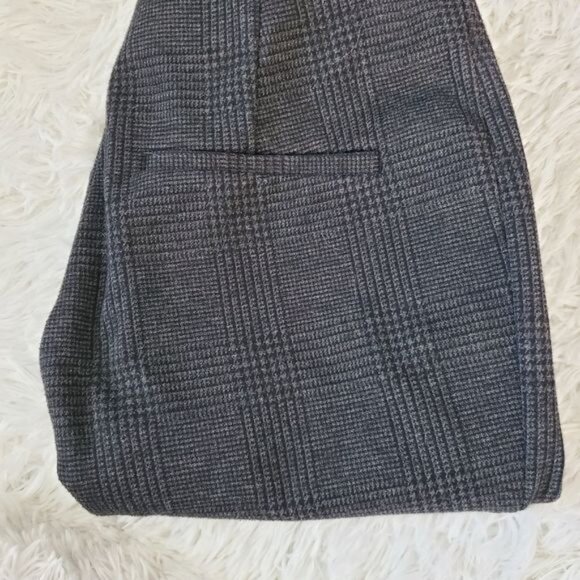 H&M Black and Dark Gray Plaid Mid Rise Pants Size Medium - Picture 2 of 13